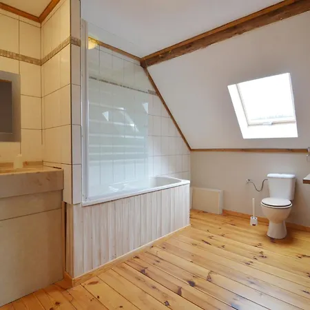 Lovely House With Much Luxury And Comfort *