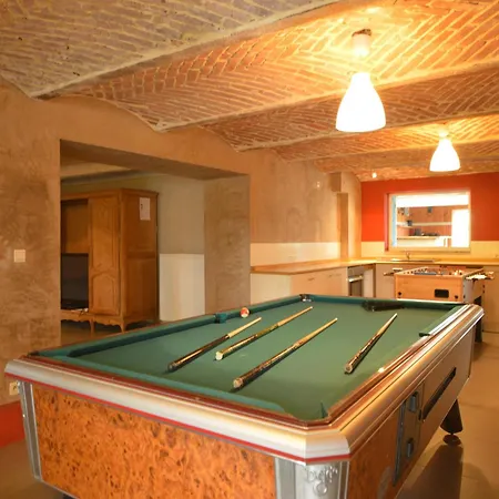 Lovely House With Much Luxury And Comfort Weismes