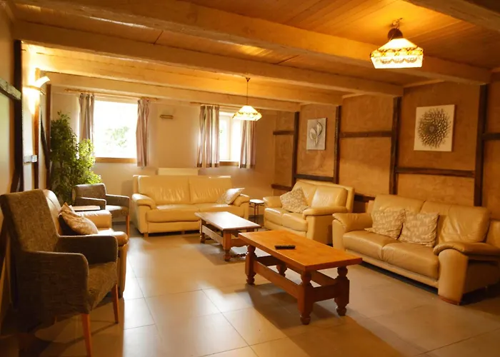 Lovely House With Much Luxury And Comfort *