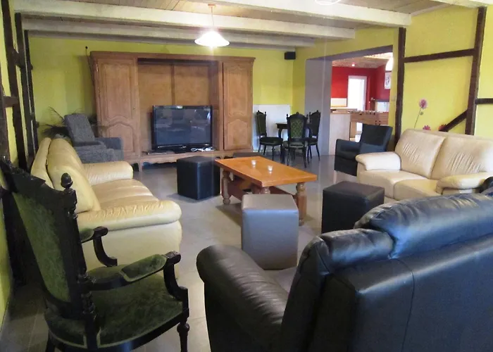 Lovely House With Much Luxury And Comfort