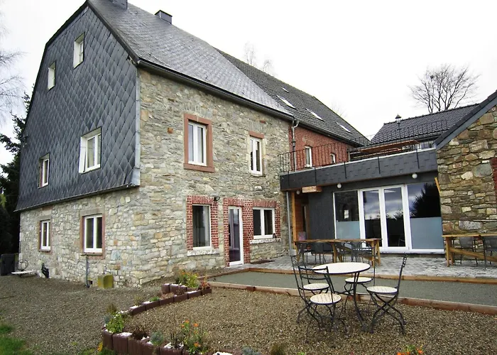 Lovely House With Much Luxury And Comfort *